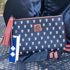 Dooney & Bourke SF Giants Carrington Pouch